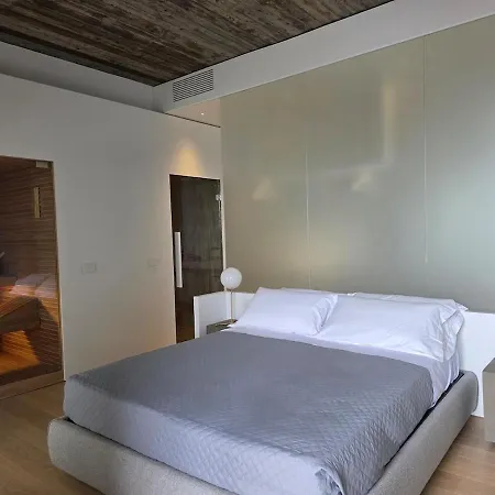 Lägenhet Skyline Boutique 48